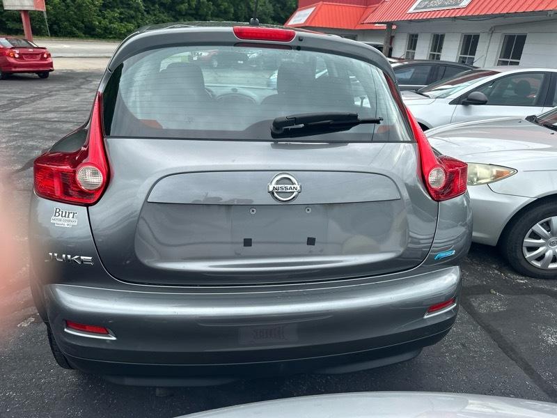 Nissan Juke S FWD 2014