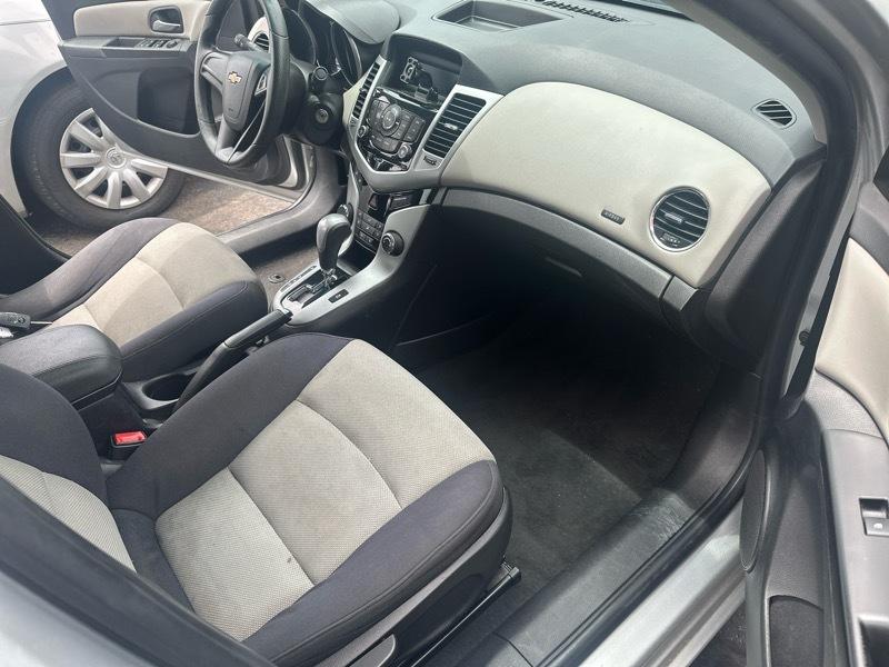 Chevrolet Cruze LS Auto 2014