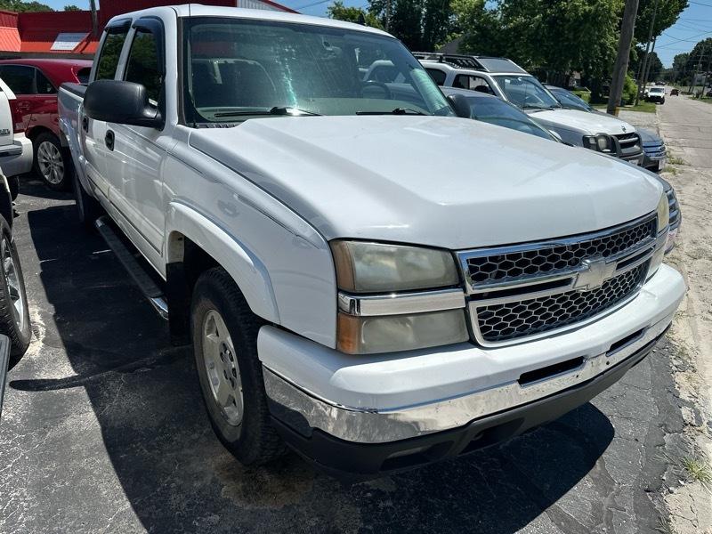 Chevrolet Silverado 1500 Z71 Crew Cab 4WD 2007