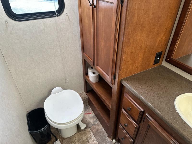 Ford Stripped Chassis Motorhome  2013