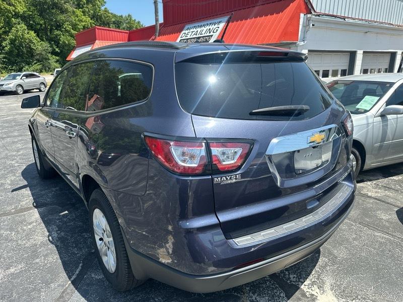 Chevrolet Traverse LS FWD w/PDC 2014