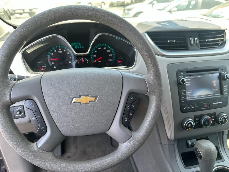 Chevrolet Traverse LS FWD w/PDC 2014