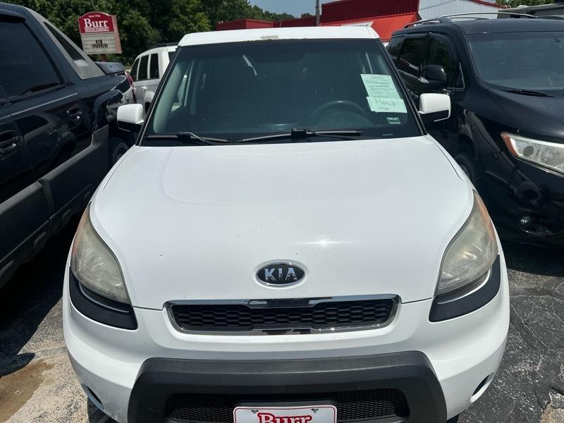 Kia Soul + 2011