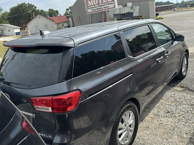Kia Sedona LX 2017
