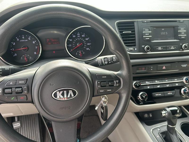 Kia Sedona LX 2017