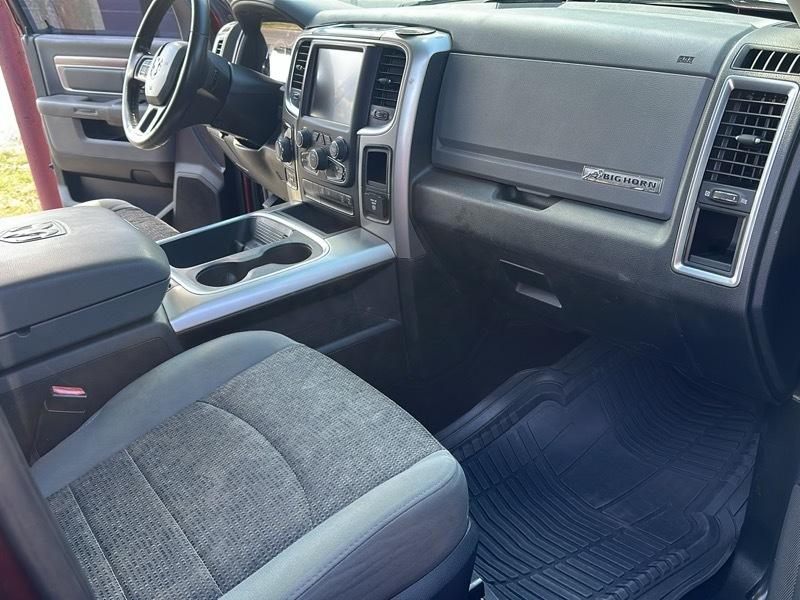 RAM 1500 4WD Crew Cab 149" Big Horn 2016