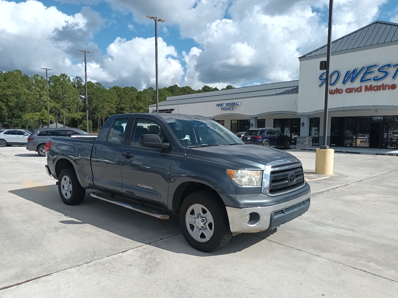 2010 Toyota Tundra Tundra-Grade Double Cab 4.6L 2WD