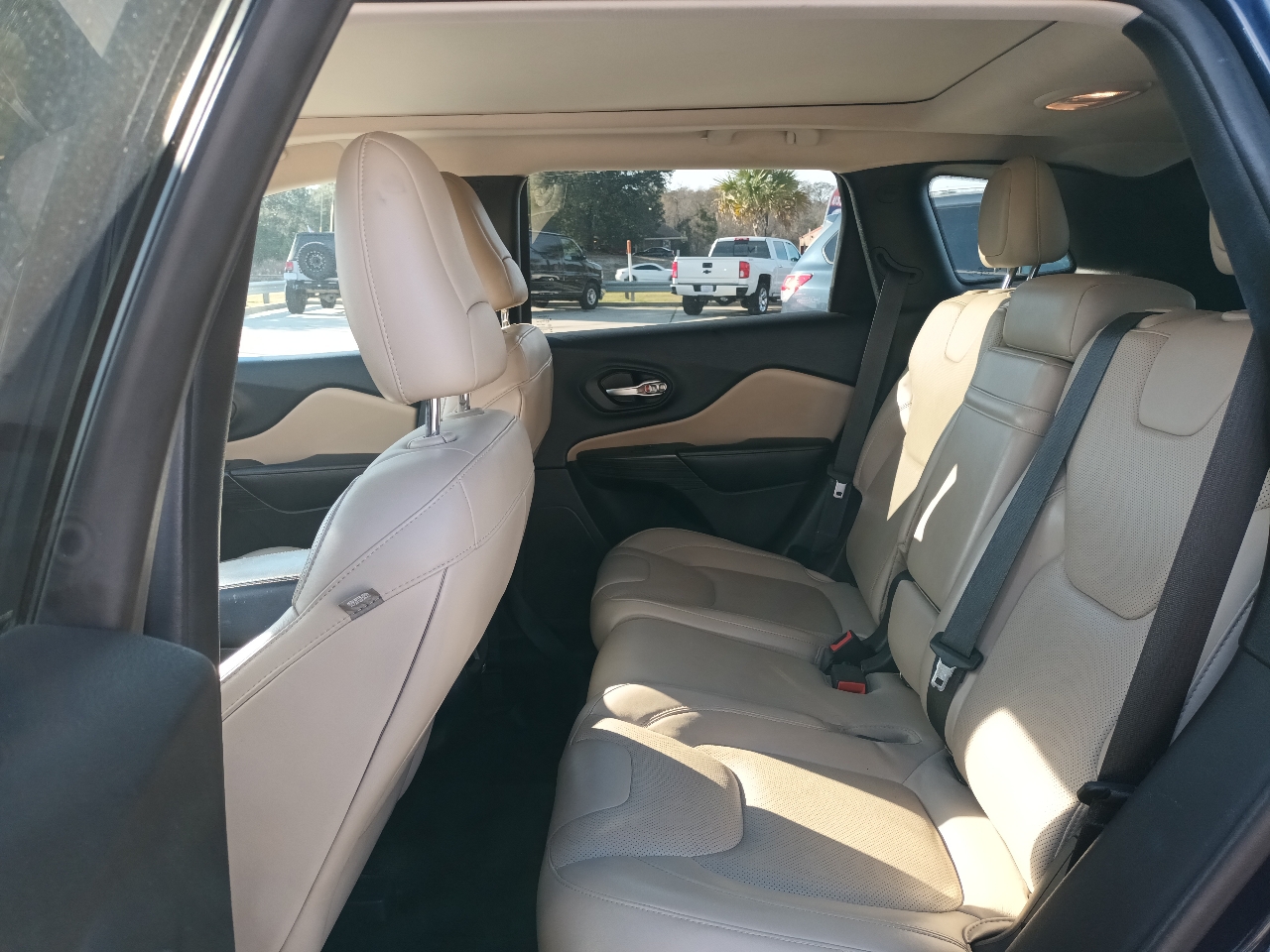 Jeep Cherokee Limited FWD 2015