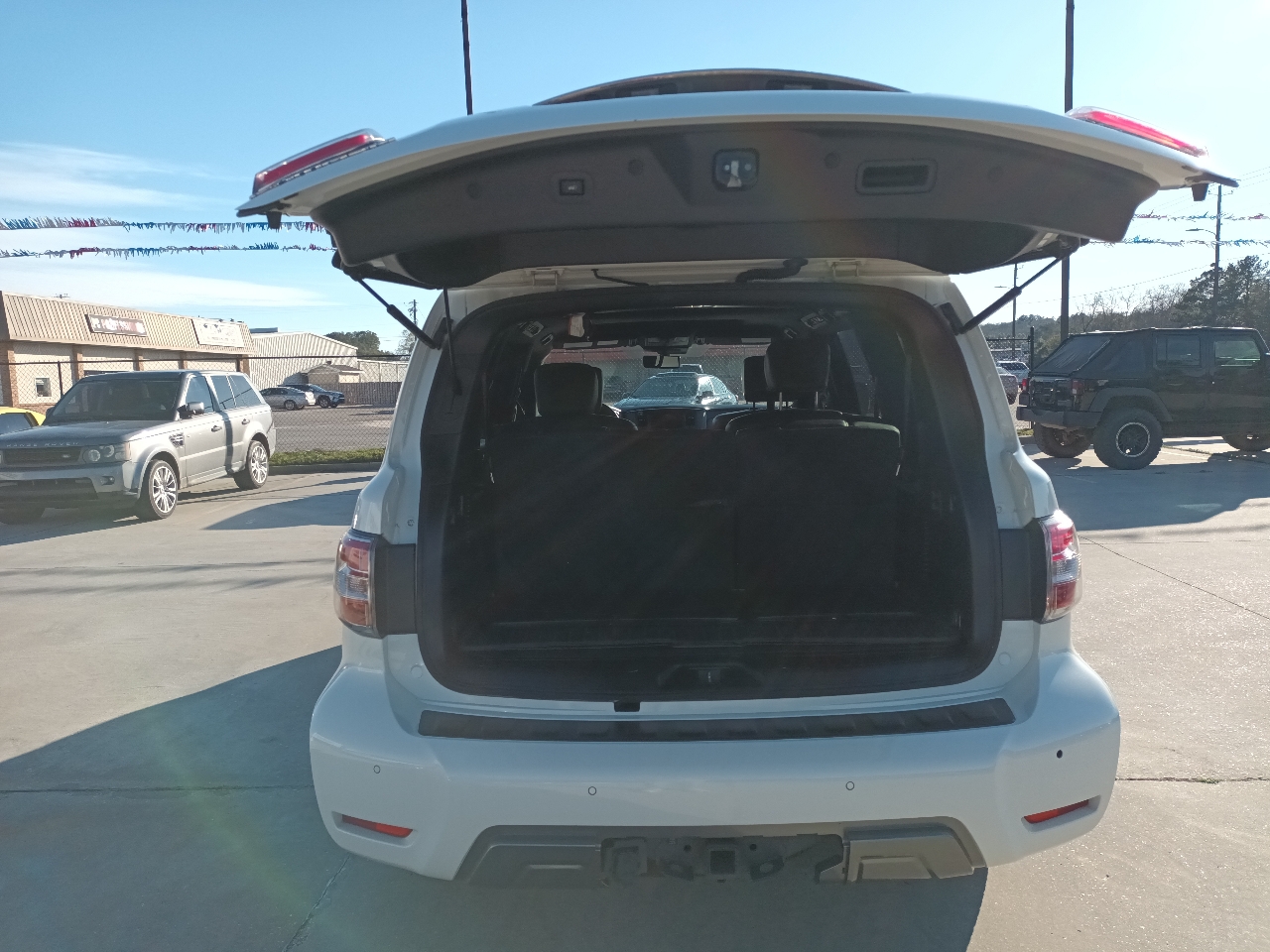 Nissan Armada Platinum AWD 2018