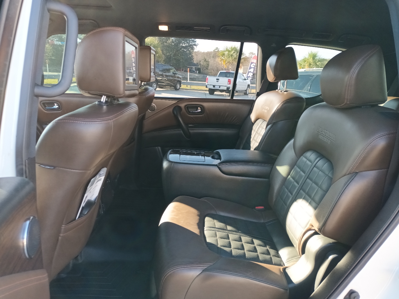 Nissan Armada Platinum AWD 2018