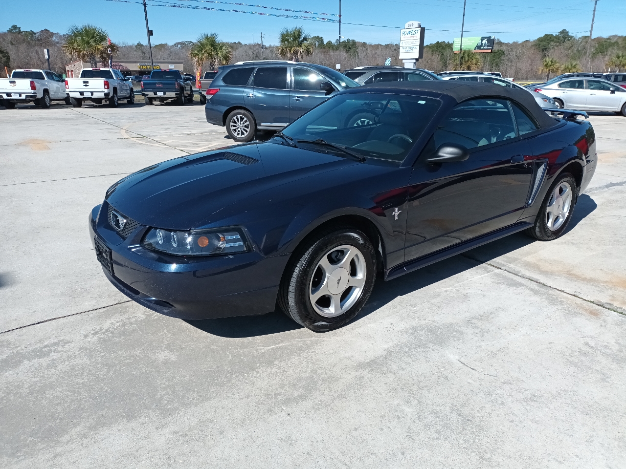 Ford Mustang Deluxe Convertible 2001