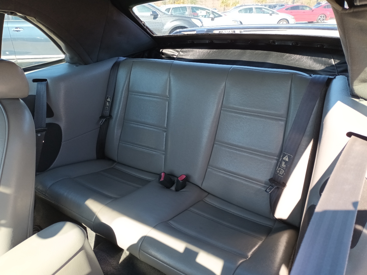 Ford Mustang Deluxe Convertible 2001