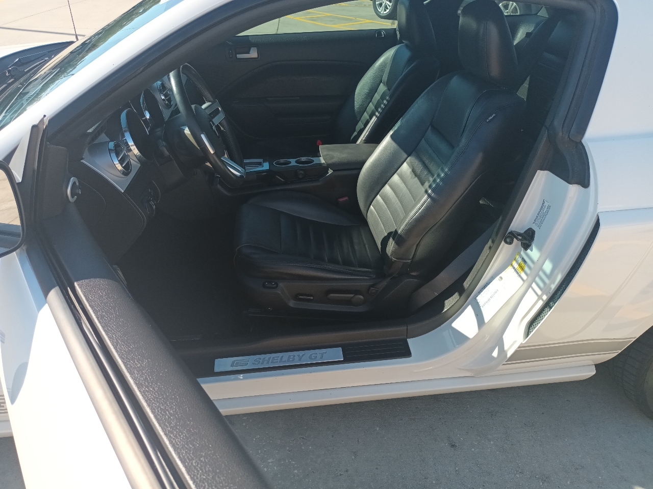 Ford Shelby GT350 Base 2007