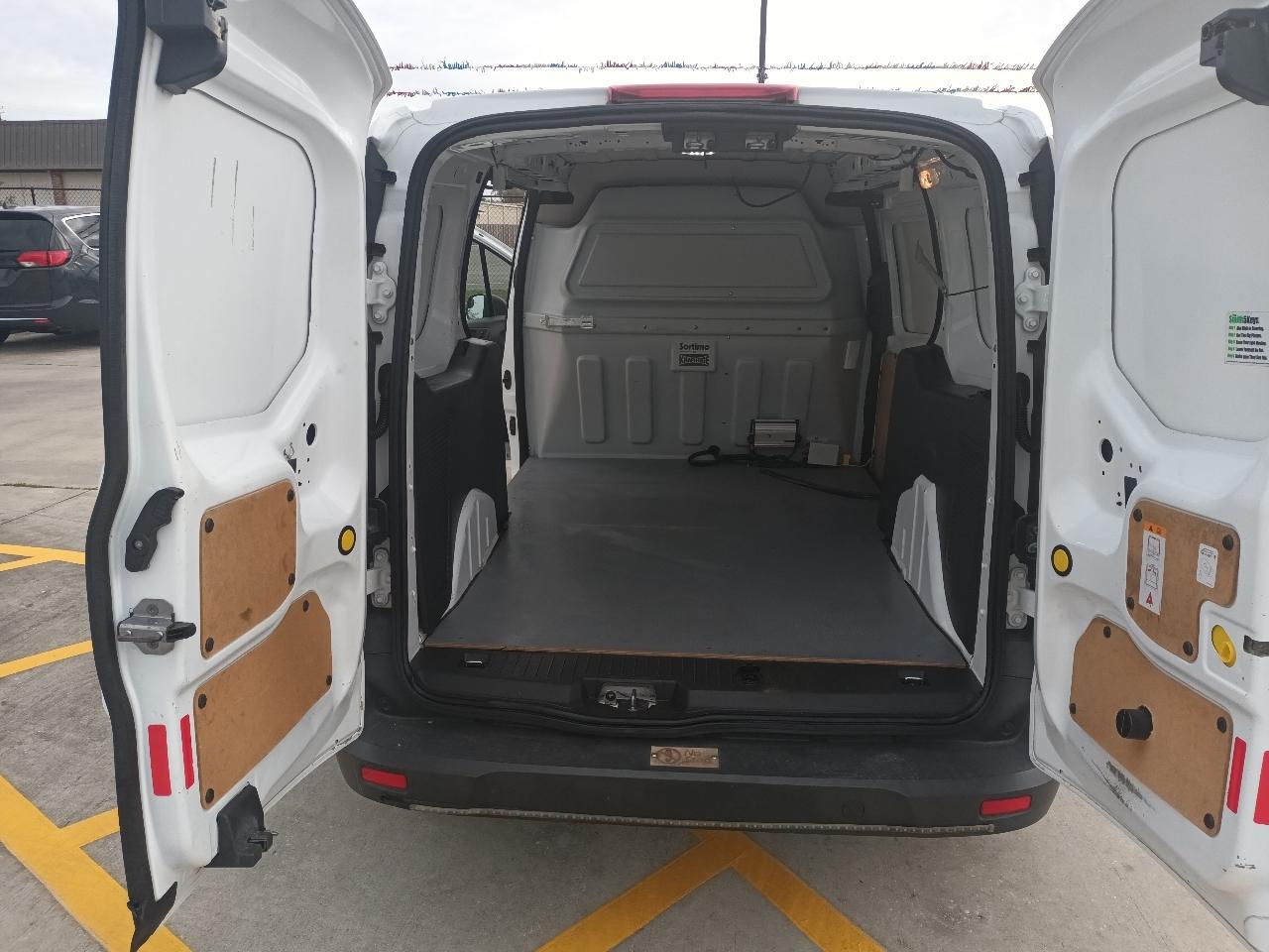 Ford Transit Connect Cargo Van XL LWB w/Rear Liftgate 2016