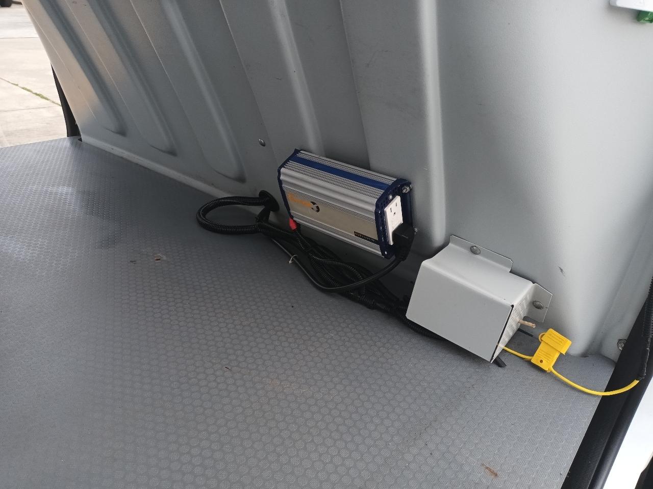 Ford Transit Connect Cargo Van XL LWB w/Rear Liftgate 2016