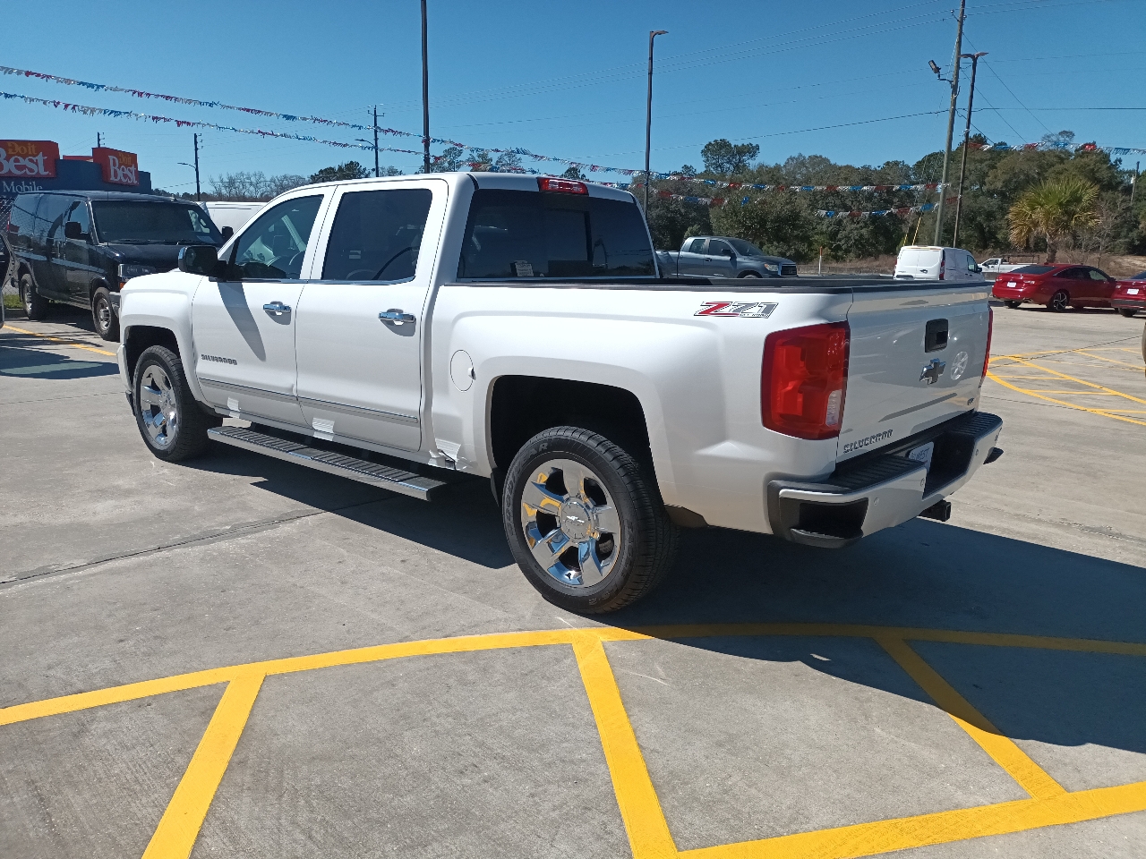 Chevrolet Silverado 1500 LTZ Crew Cab 4WD 2017