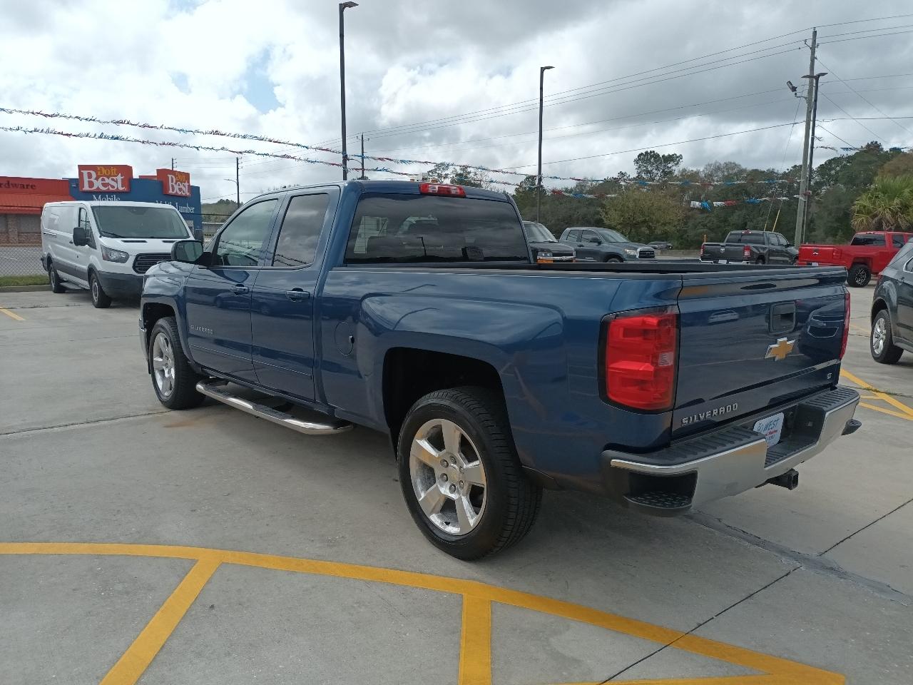 Chevrolet Silverado 1500 LT Double Cab 2WD 2015