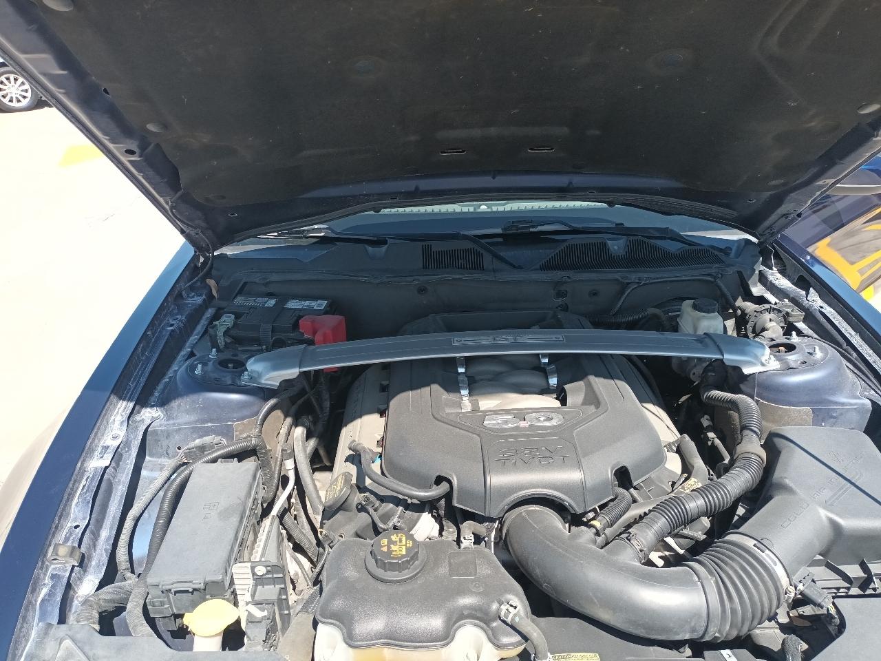 Ford Mustang GT Coupe 2011