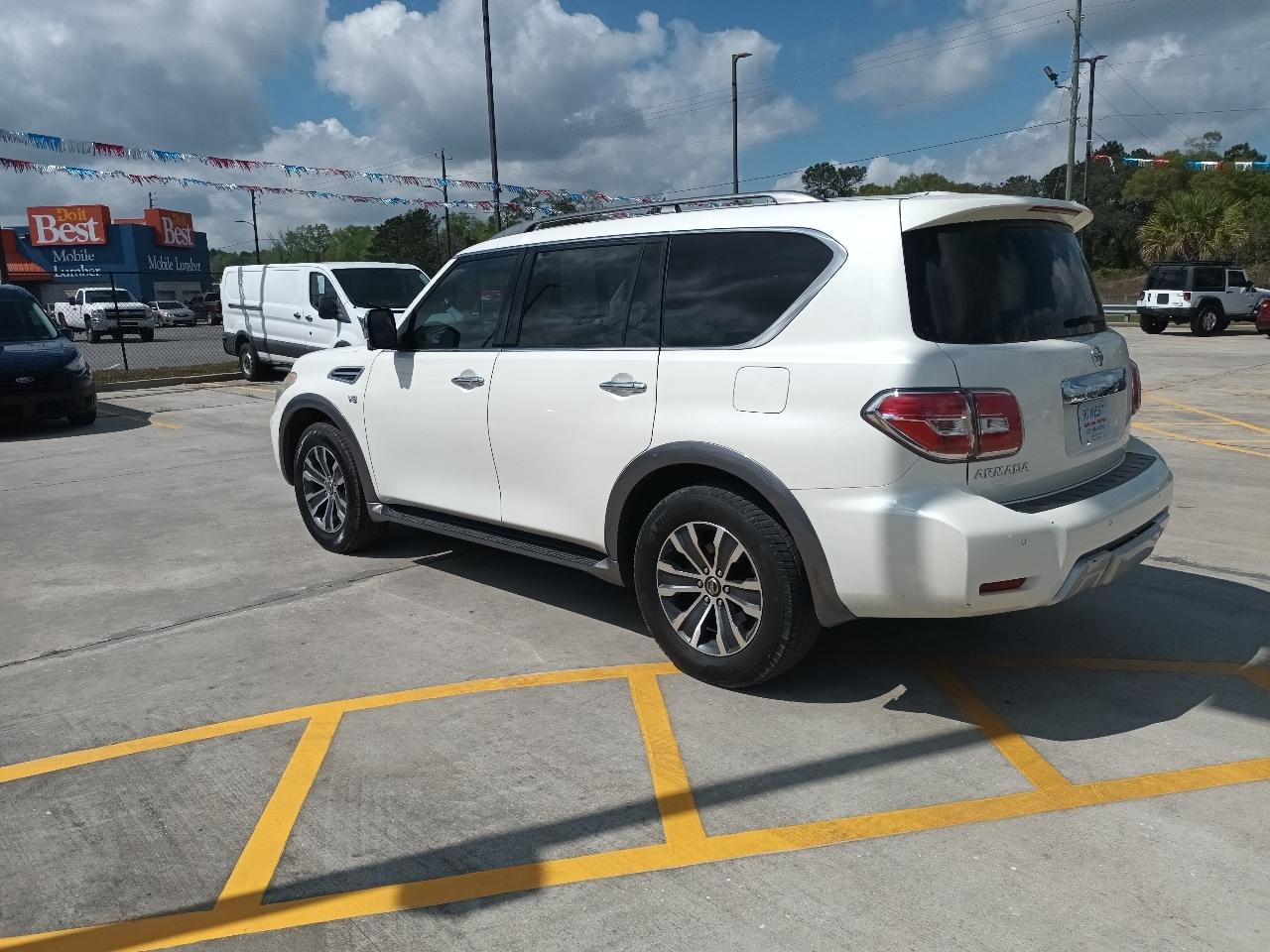 Nissan Armada SV 2WD 2017