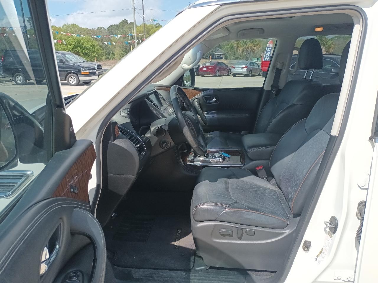 Nissan Armada SV 2WD 2017