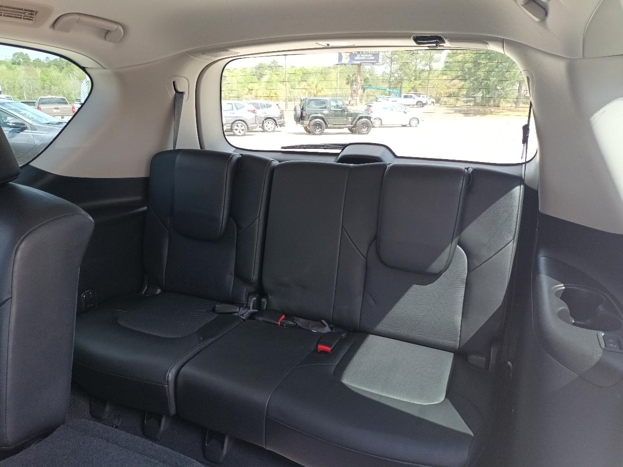 Nissan Armada SV 2WD 2017