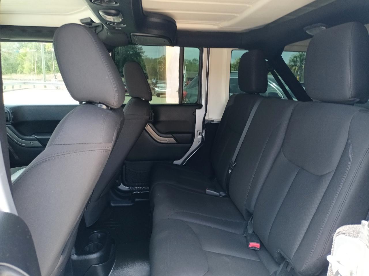 Jeep Wrangler Unlimited Sport 4WD 2015