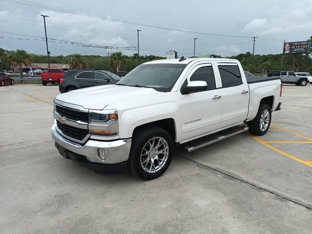 Chevrolet Silverado 1500 LT Crew Cab 2WD 2017