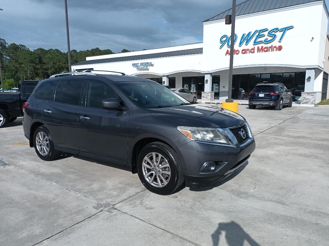 2014 Nissan Pathfinder S 2WD