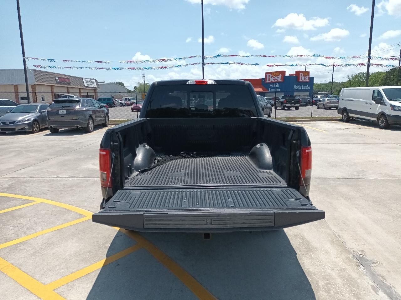 Ford F150 XL SuperCrew 5.5-ft. Bed 2WD 2017