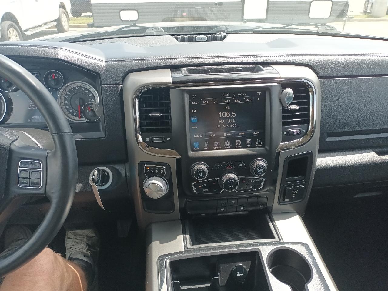RAM 1500 Sport Crew Cab SWB 2WD 2014