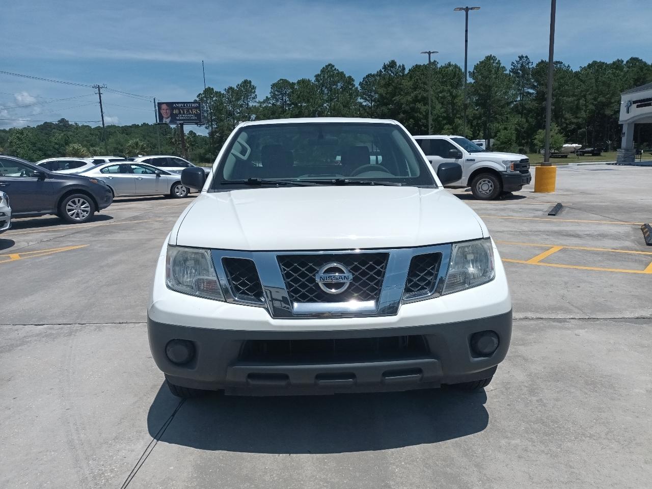 Nissan Frontier S King Cab 2WD I4 at 2018