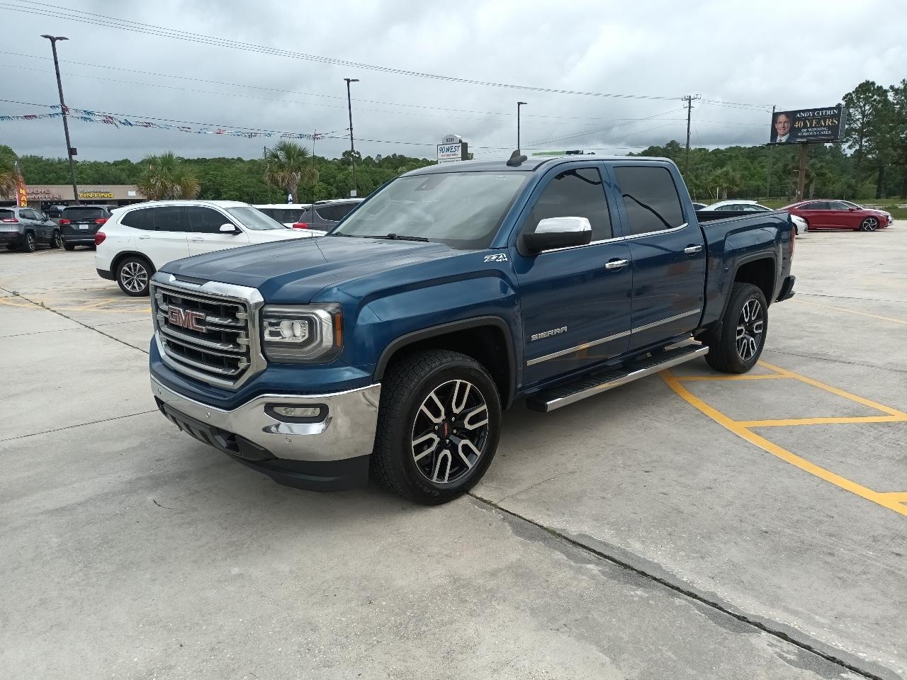 GMC Sierra SLT Crew Cab Short Box 4WD 2017