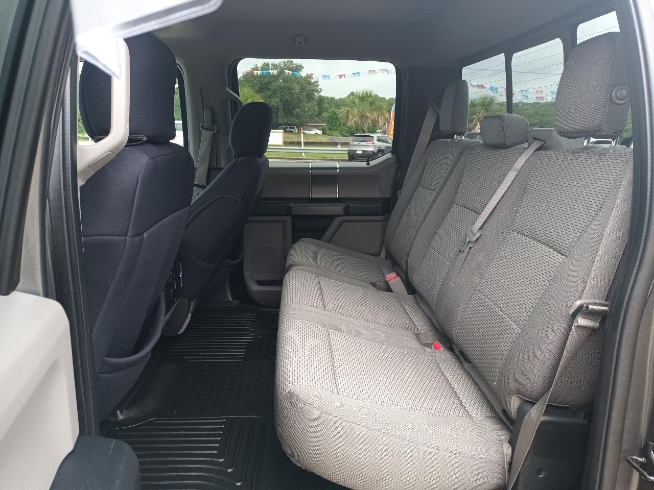 Ford F150 XL SuperCrew 5.5-ft. Bed 4WD 2016