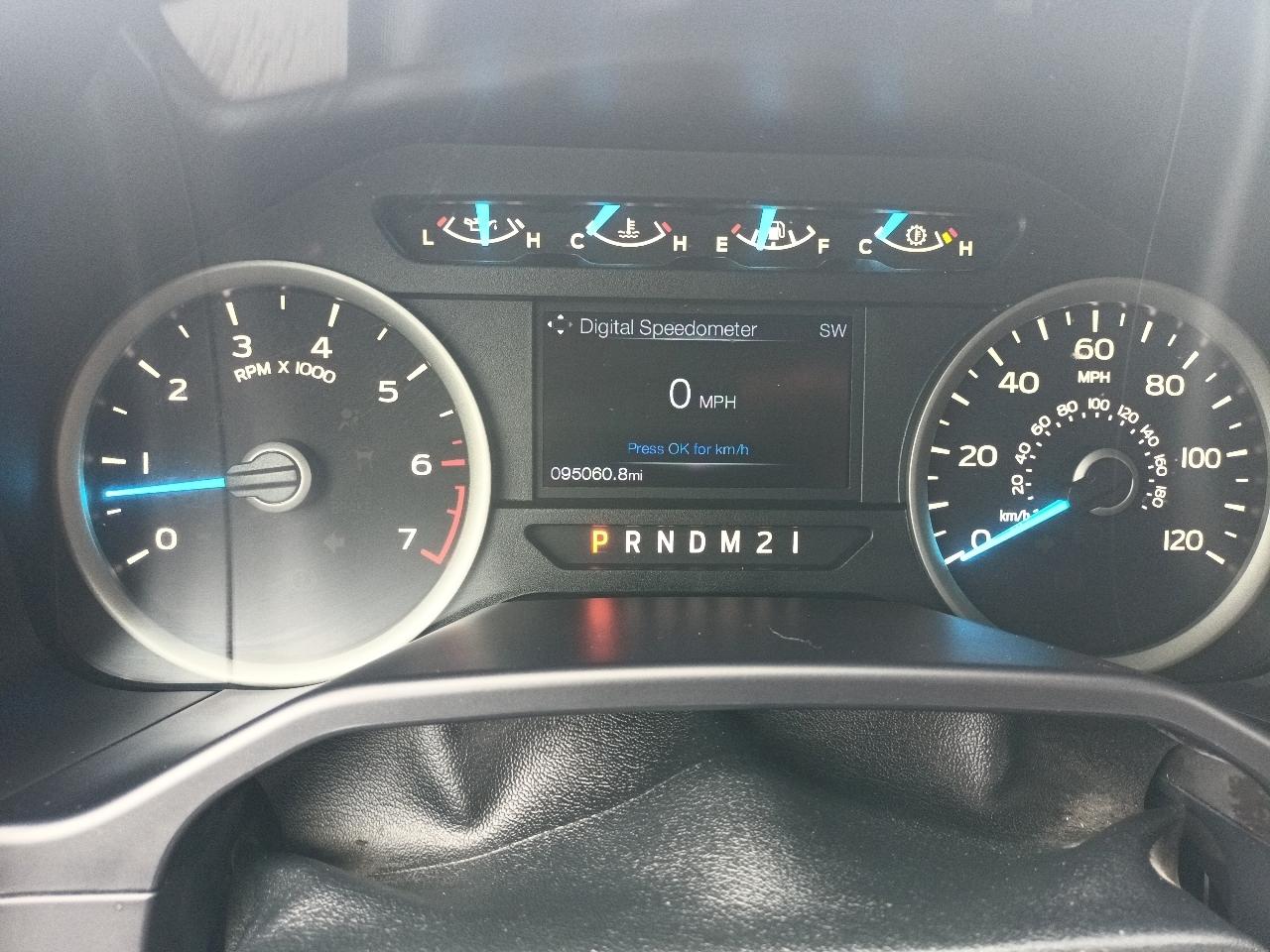 Ford F150 XL SuperCrew 5.5-ft. Bed 4WD 2016