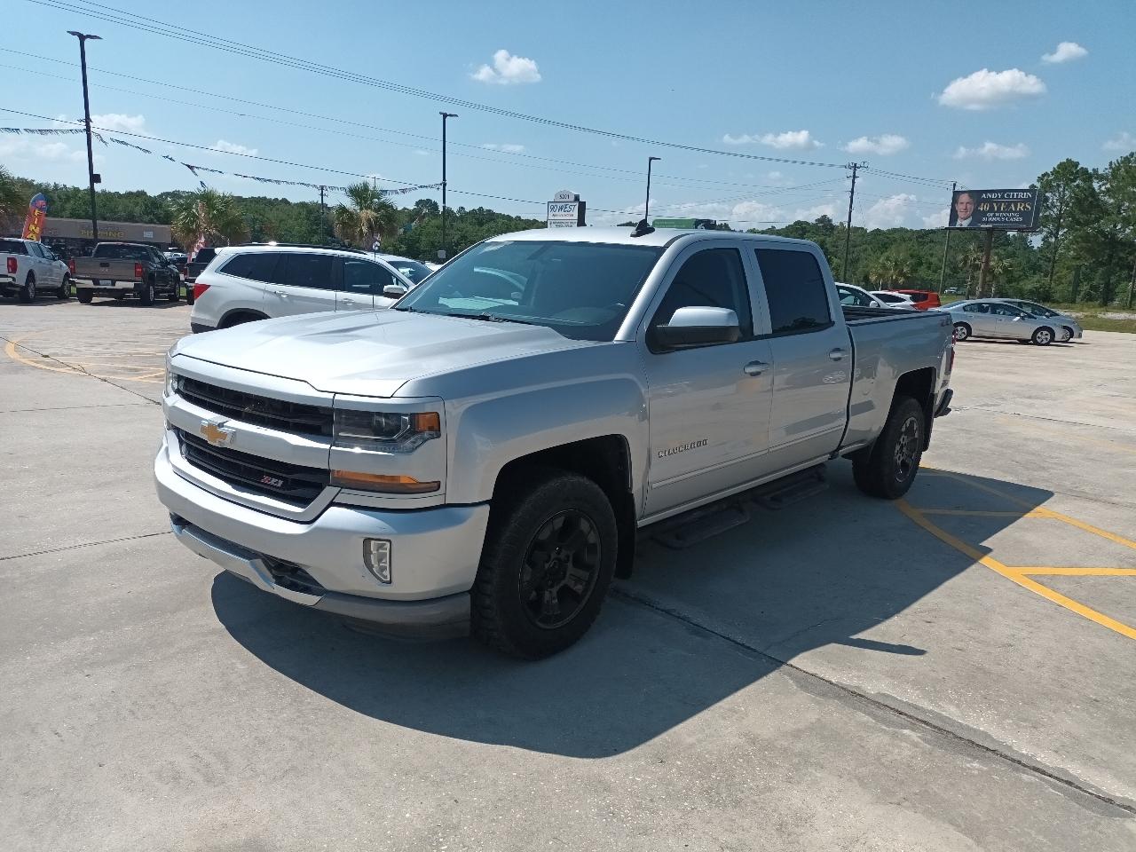 Chevrolet Silverado 1500 LT Crew Cab 4WD 2018
