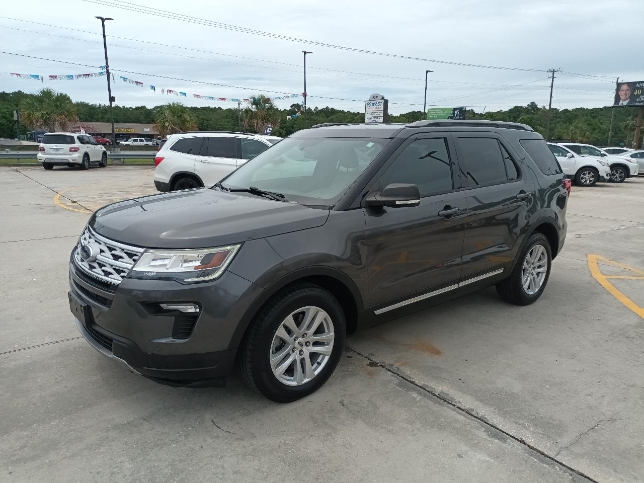Ford Explorer XLT FWD 2019