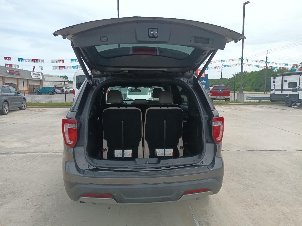 Ford Explorer XLT FWD 2019
