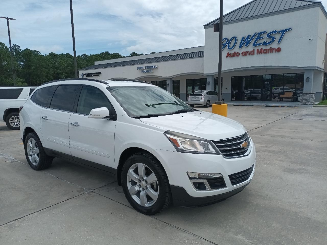 2017 Chevrolet Traverse 1LT FWD