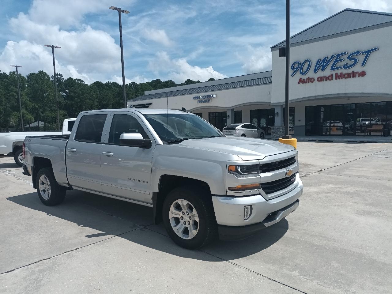 2017 Chevrolet Silverado 1500 LT Crew Cab 4WD