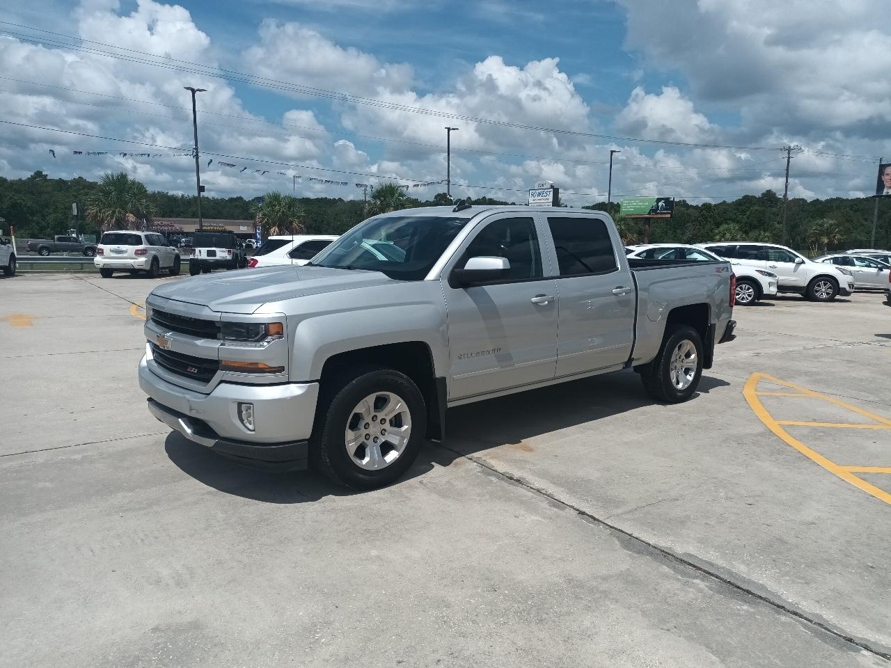 Chevrolet Silverado 1500 LT Crew Cab 4WD 2017