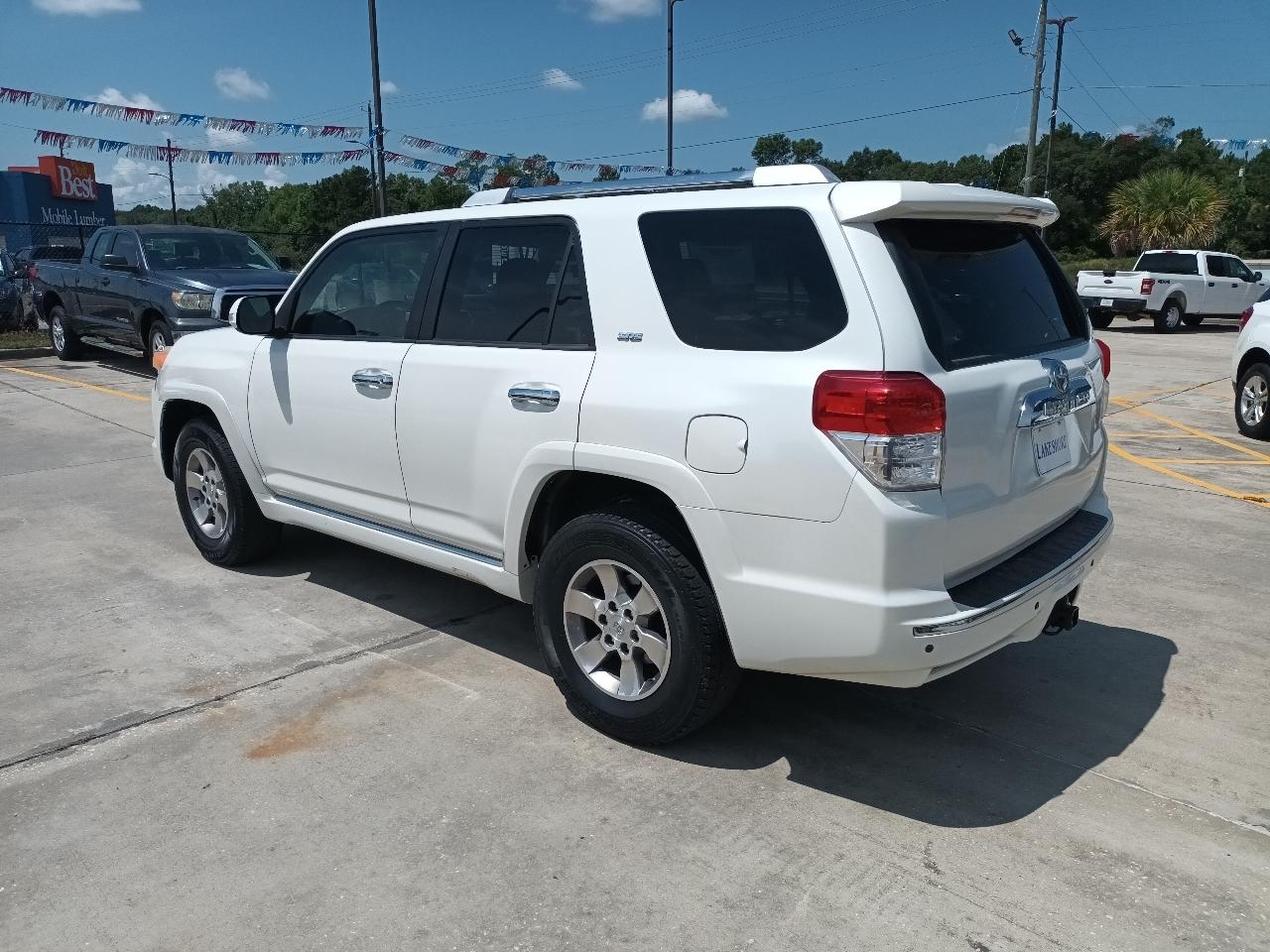 Toyota 4Runner SR5 2WD 2011