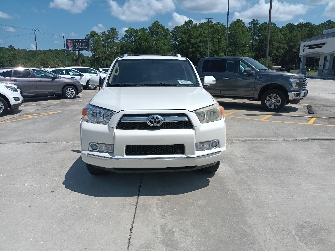 Toyota 4Runner SR5 2WD 2011