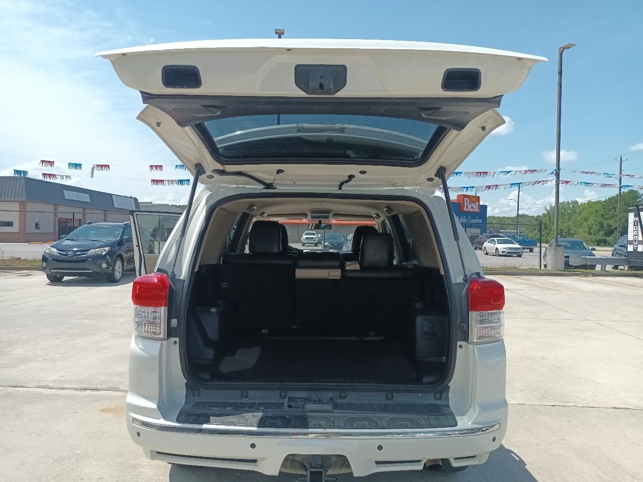 Toyota 4Runner SR5 2WD 2011