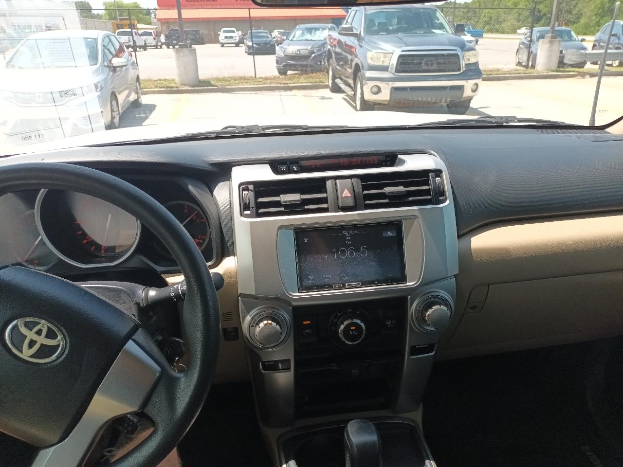 Toyota 4Runner SR5 2WD 2011