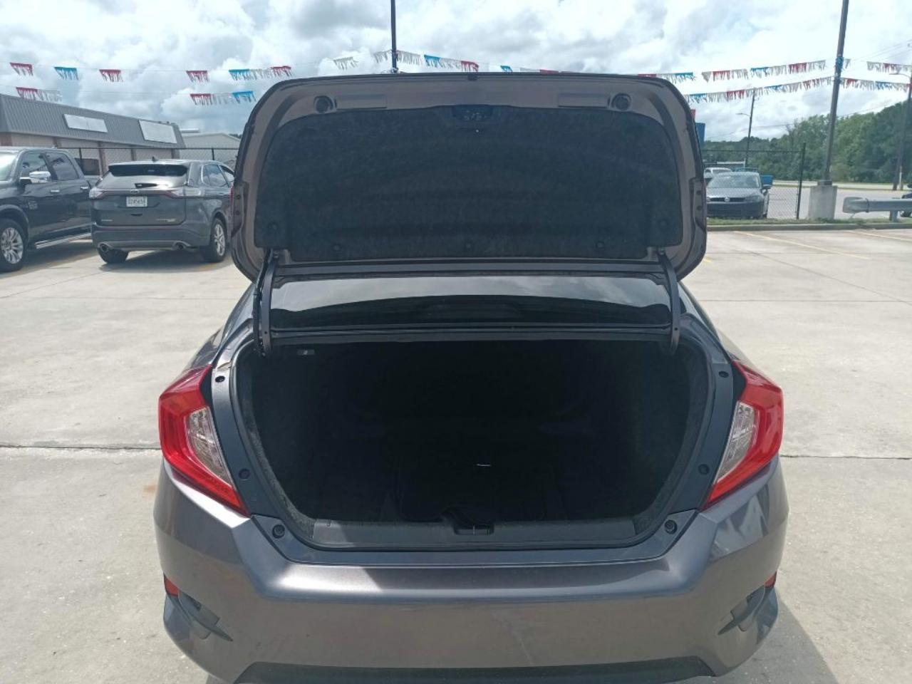 Honda Civic LX Sedan CVT 2018