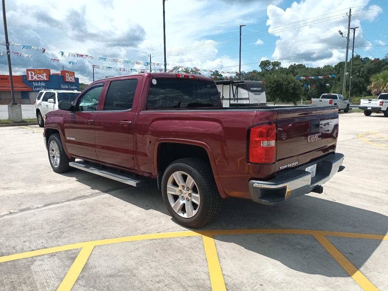 GMC Sierra SLE Crew Cab Short Box 2WD 2015