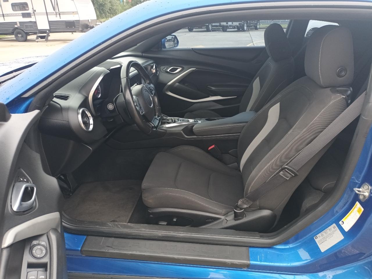 Chevrolet Camaro 1LT Coupe 8A 2018