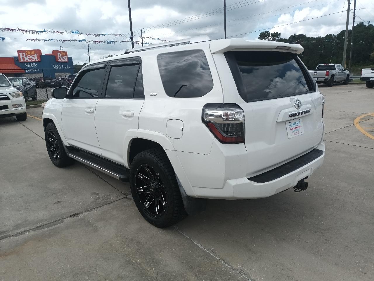 Toyota 4Runner SR5 2WD 2014