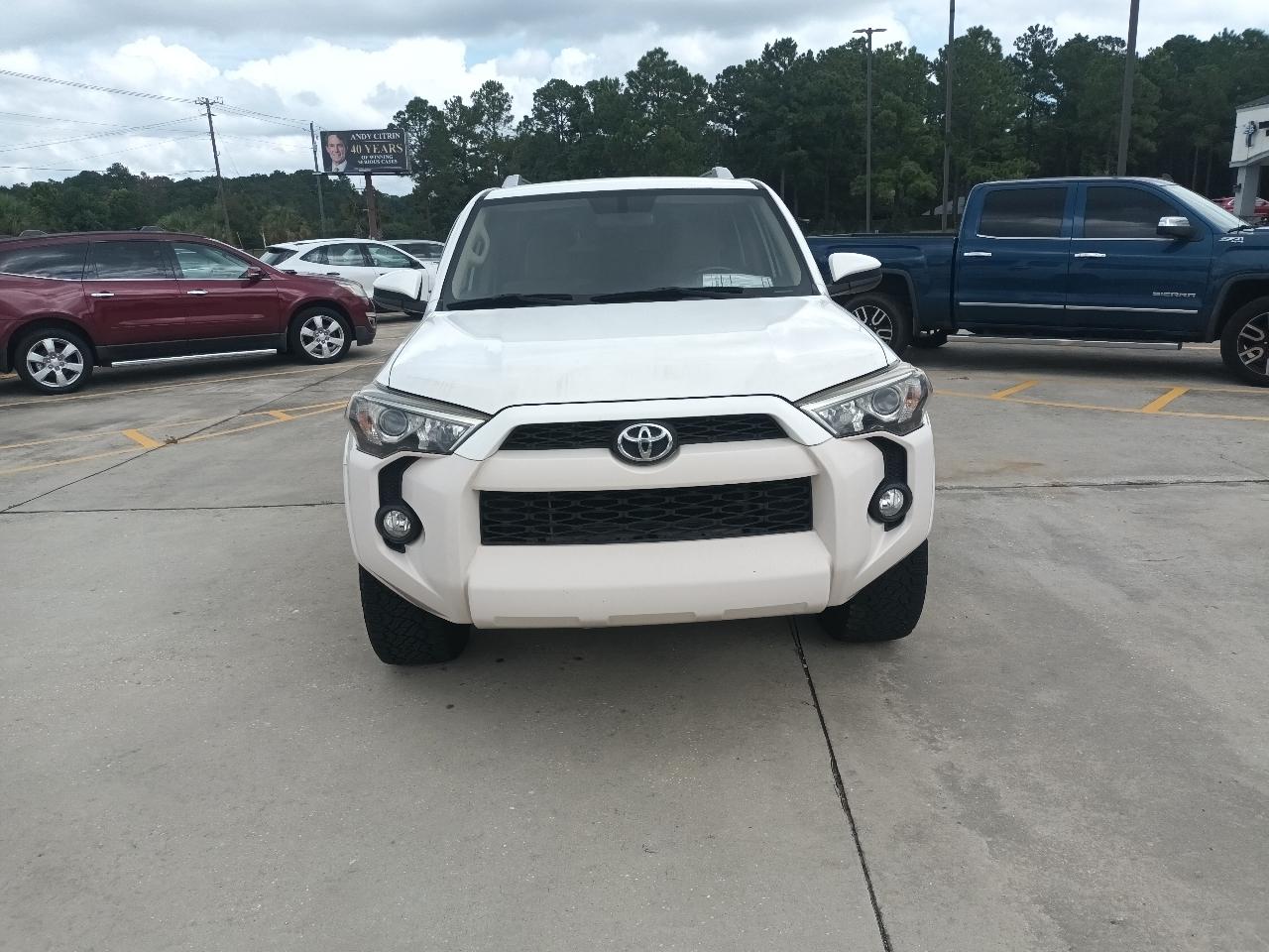 Toyota 4Runner SR5 2WD 2014