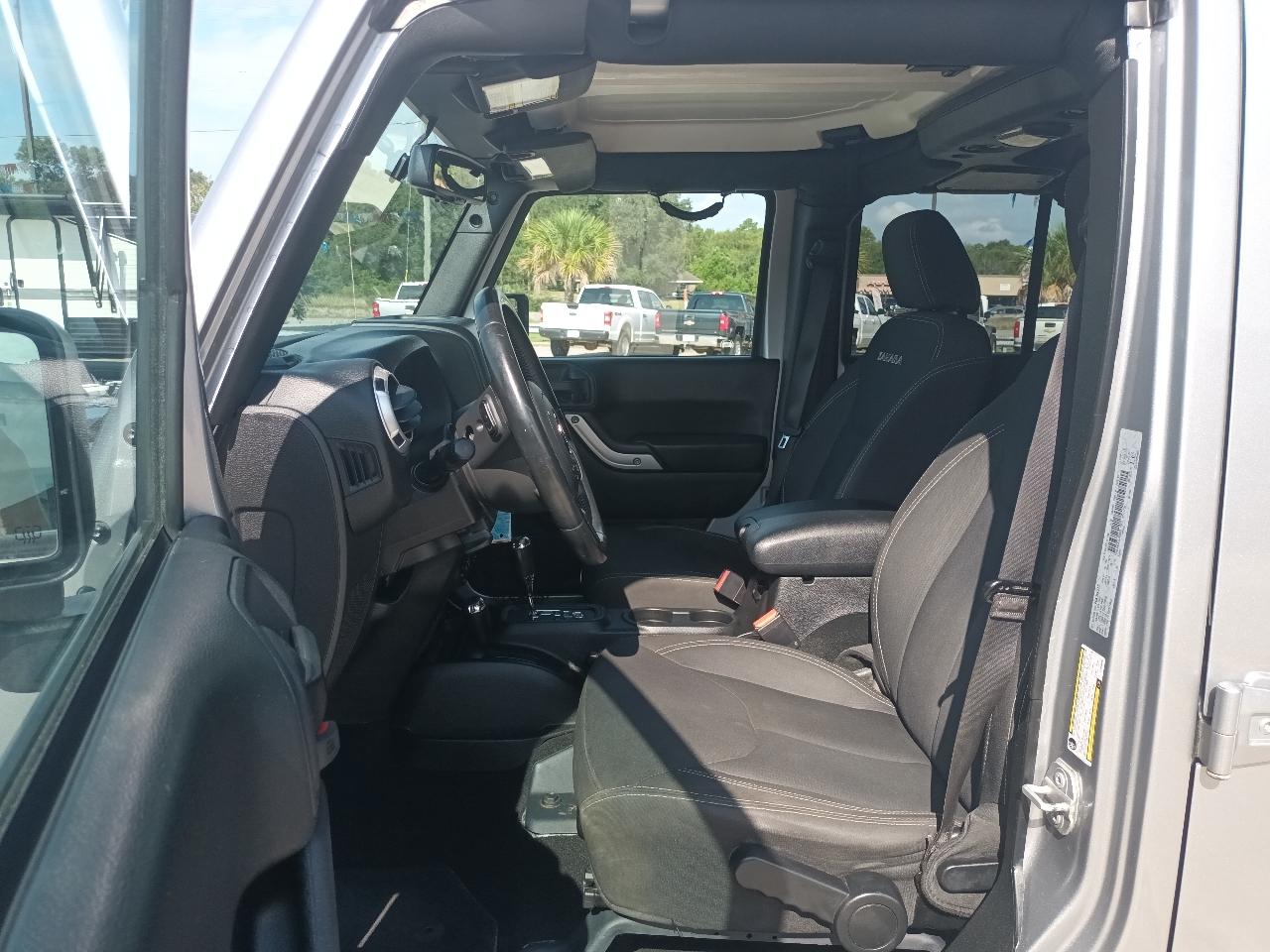 Jeep Wrangler JK Unlimited Sahara 4WD 2018